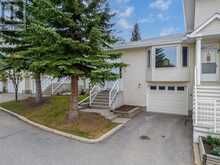 8, 505 Edmonton Trail NE Airdrie