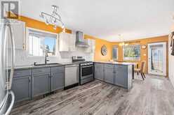 1763 Meadowbrook Drive SE Airdrie