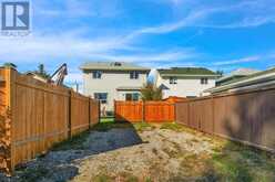 172 Somerside Close SW Calgary