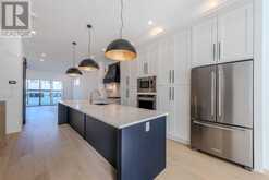 1712 18 Avenue NW Calgary