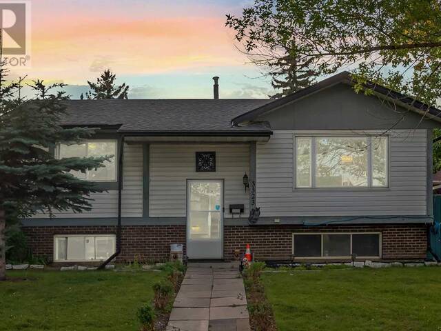 3323 Temple Way NE Calgary