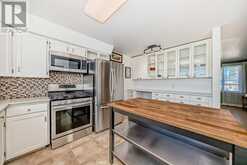 831 104 Avenue SW Calgary