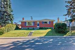 831 104 Avenue SW Calgary