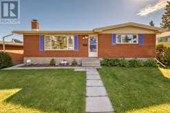 831 104 Avenue SW Calgary