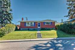 831 104 Avenue SW Calgary