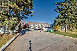 9, 308 Cedar Crescent SW Calgary