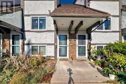 9, 308 Cedar Crescent SW Calgary