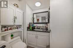 9, 308 Cedar Crescent SW Calgary