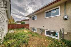 6129 Maddock Drive NE Calgary