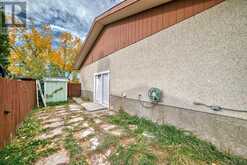 6129 Maddock Drive NE Calgary