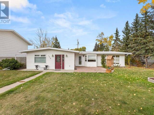 1314 22 Avenue Didsbury Alberta