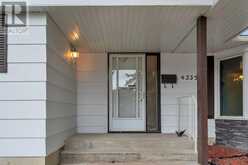 4335 Vauxhall Crescent NW Calgary