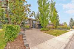 307 Wildwood Drive SW Calgary