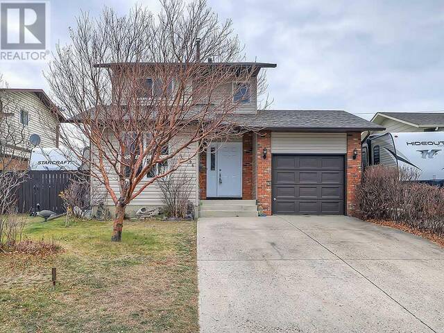 96 Beddington Circle NE Calgary