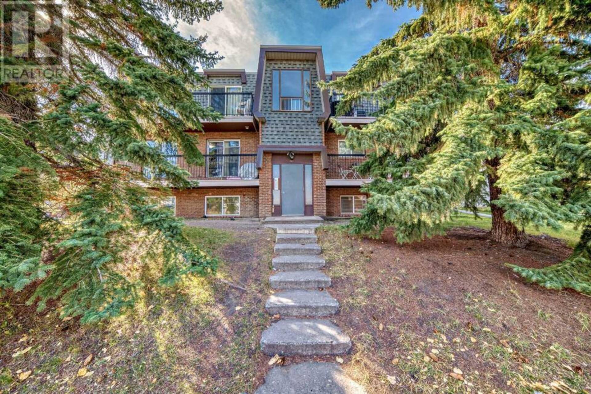 101, 427 Huntsville Crescent NW Calgary