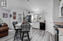 202, 31 Everridge Square SW Calgary