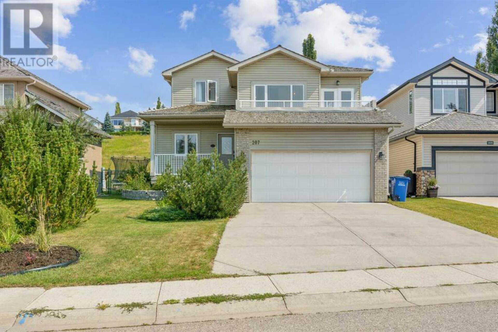 207 Gleneagles View Cochrane