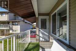 425, 200 Brookpark Drive SW Calgary