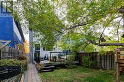 1638 Westmount Boulevard NW Calgary