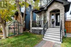 1638 Westmount Boulevard NW Calgary