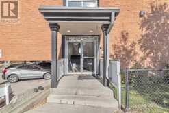 402, 104 24 Avenue SW Calgary