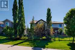 68 Glensummit Close Cochrane