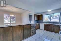 203 Lynnover Place SE Calgary