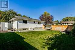 203 Lynnover Place SE Calgary