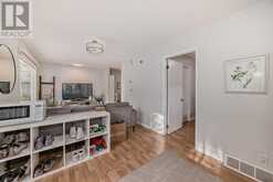 8931 33 Avenue NW Calgary