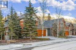 215 Miskow Close Canmore