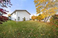 1102 Maple Avenue Crossfield