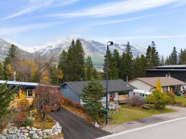 9 Macdonald Place Canmore Alberta