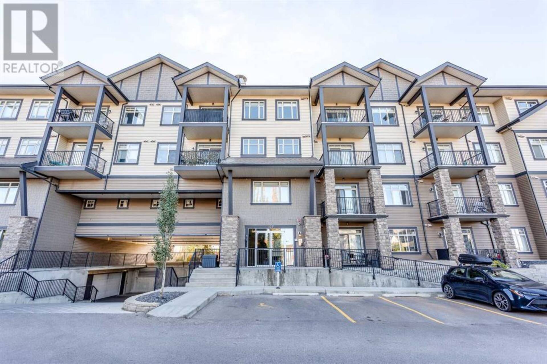 317, 117 Copperpond Common SE Calgary