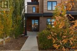 1707 2 Avenue NW Calgary