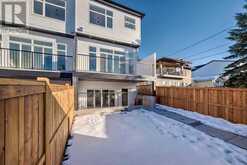 4919 22 Avenue NW Calgary