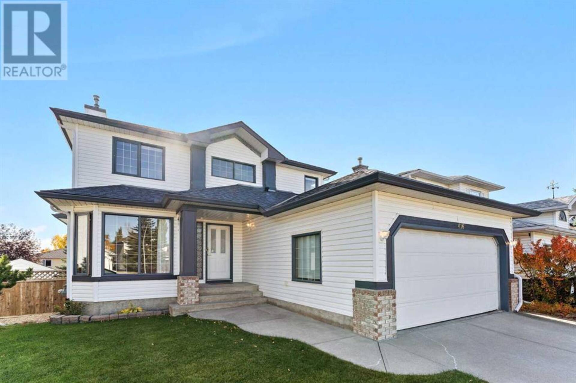 416 Scenic View Bay NW Calgary