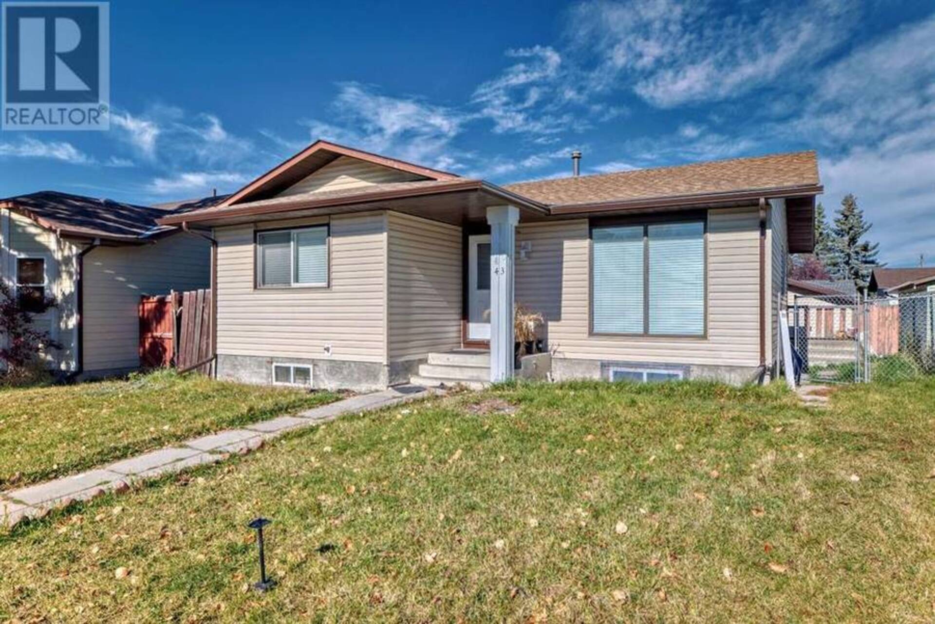 43 Castleridge Way NE Calgary