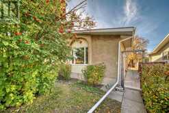 11 Rundlelawn Court NE Calgary