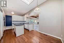 2332 Uxbridge Drive NW Calgary