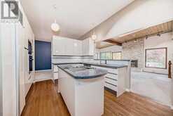 2332 Uxbridge Drive NW Calgary