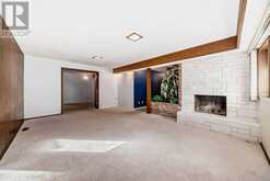 2332 Uxbridge Drive NW Calgary