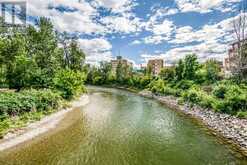 11, 515 18 Avenue SW Calgary