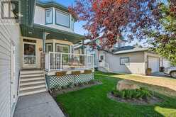 228 Stonegate Place NW Airdrie