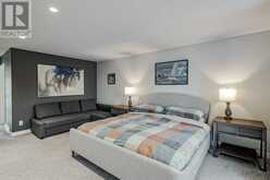 2, 2605 15 Street SW Calgary