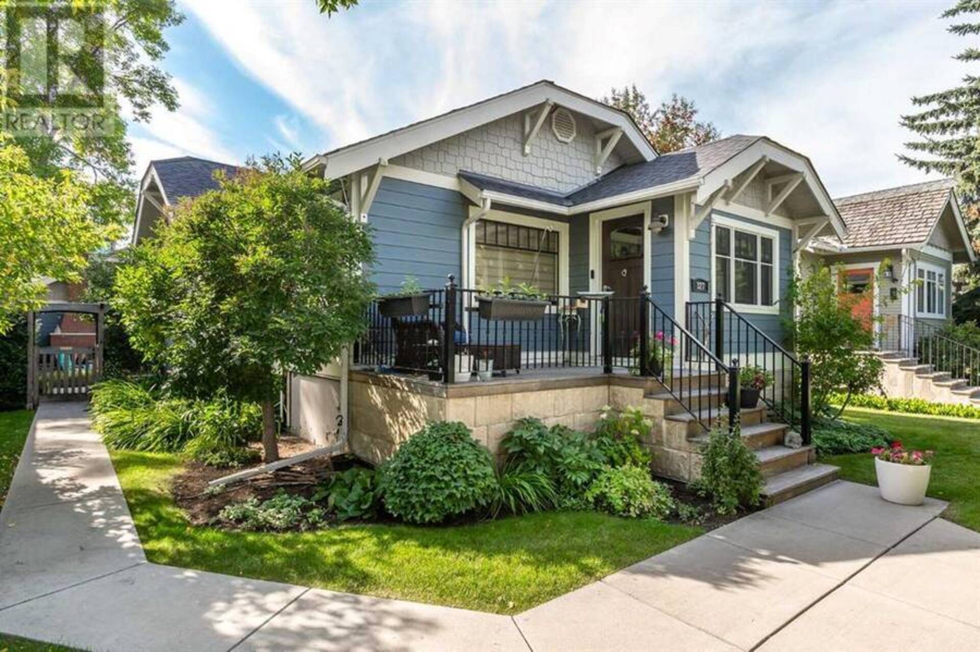 327 7 Avenue NE Calgary