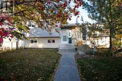 1621 Saskatchewan Street Crossfield