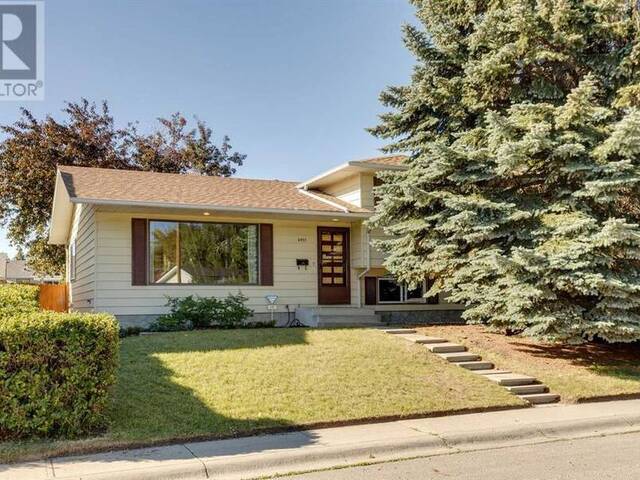 4911 Vantage Crescent NW Calgary Alberta