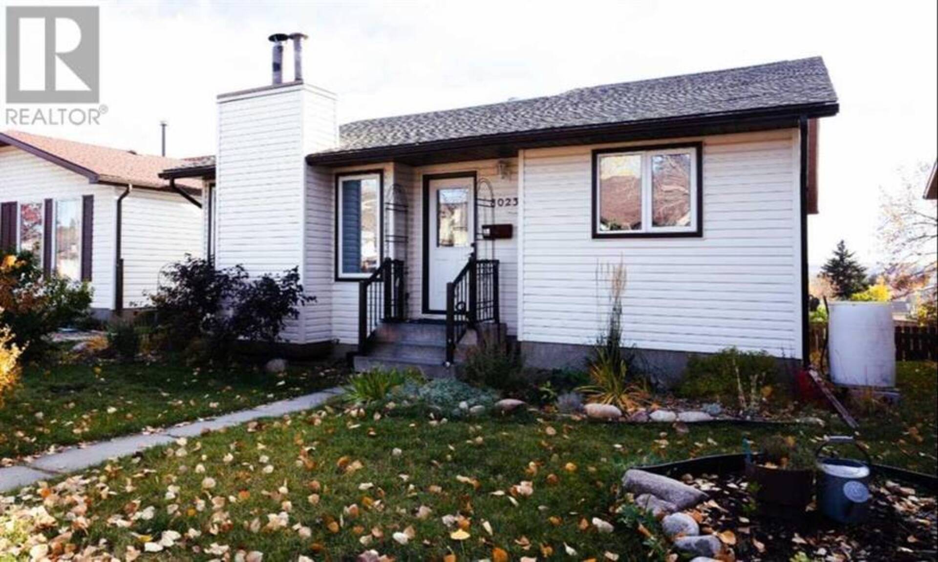 8023 Ranchview Drive NW Calgary