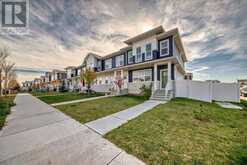 480 WEST LAKEVIEW Drive Chestermere