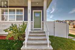 480 WEST LAKEVIEW Drive Chestermere